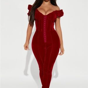 Fashion Nova Red Jumpsuit Sweetheart Neckline Form-Fitting